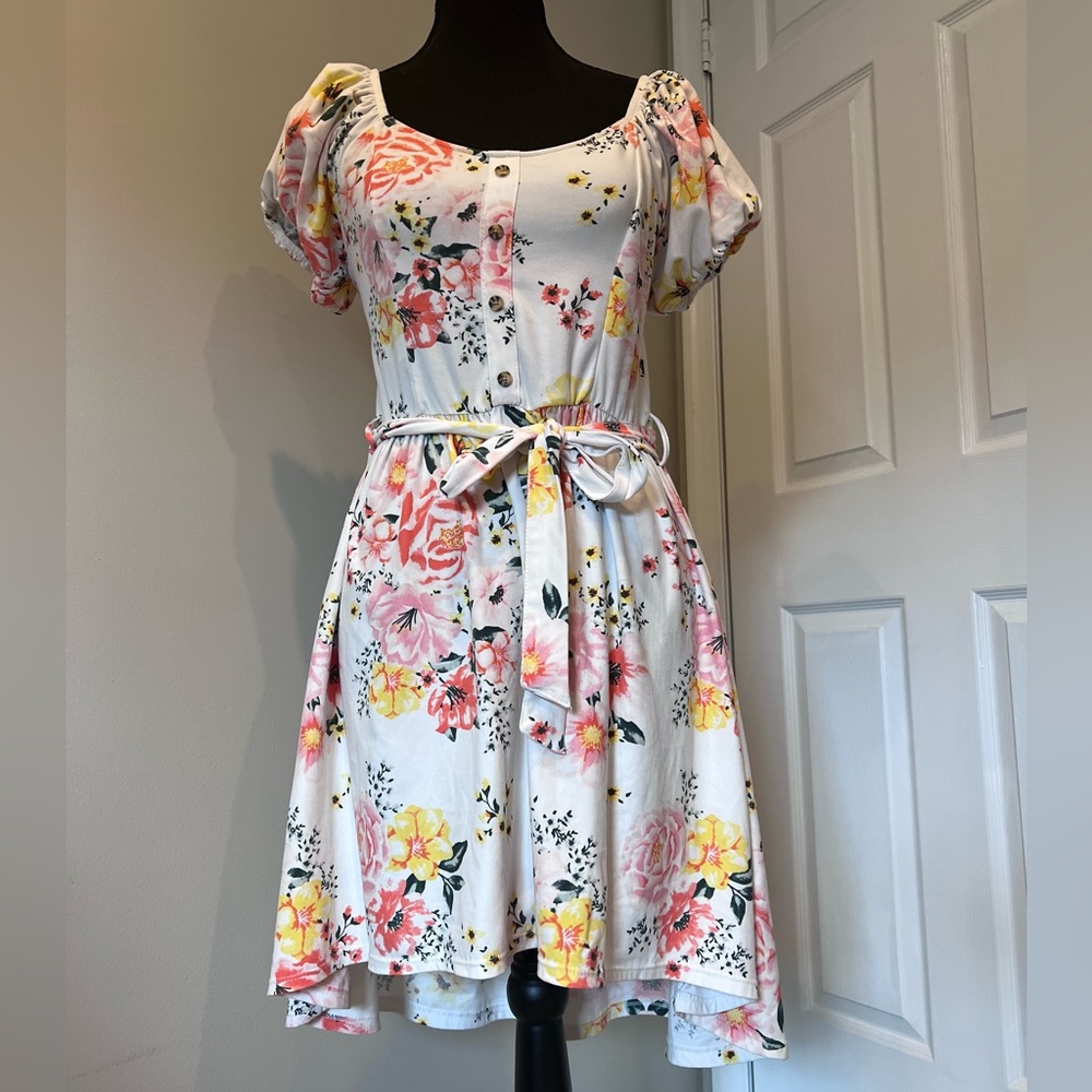 Women’s No Bounderies Dress Size M (7/9)